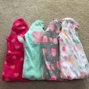 Carter’s 18 Month Footed Fleece Pajamas-Loose Fit